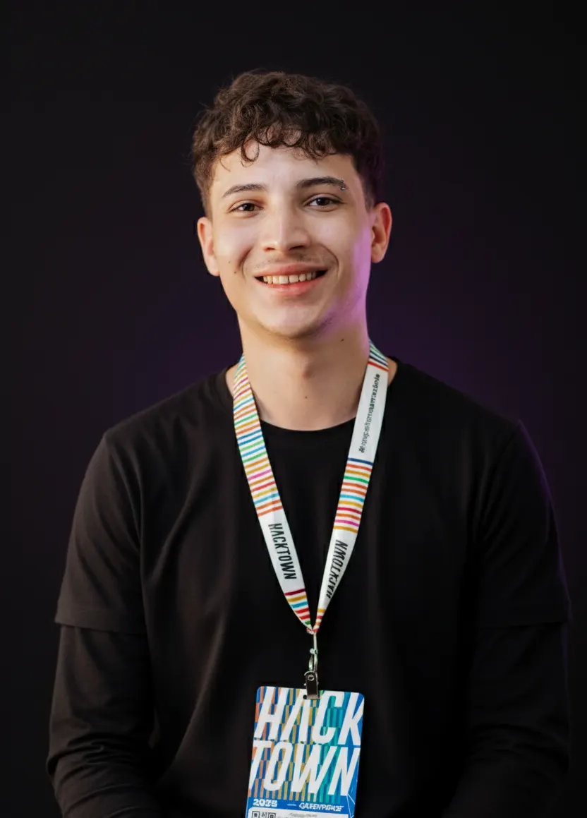 Foto profissional de Alexandre Garcia, desenvolvedor full-stack especializado em React e Next.js